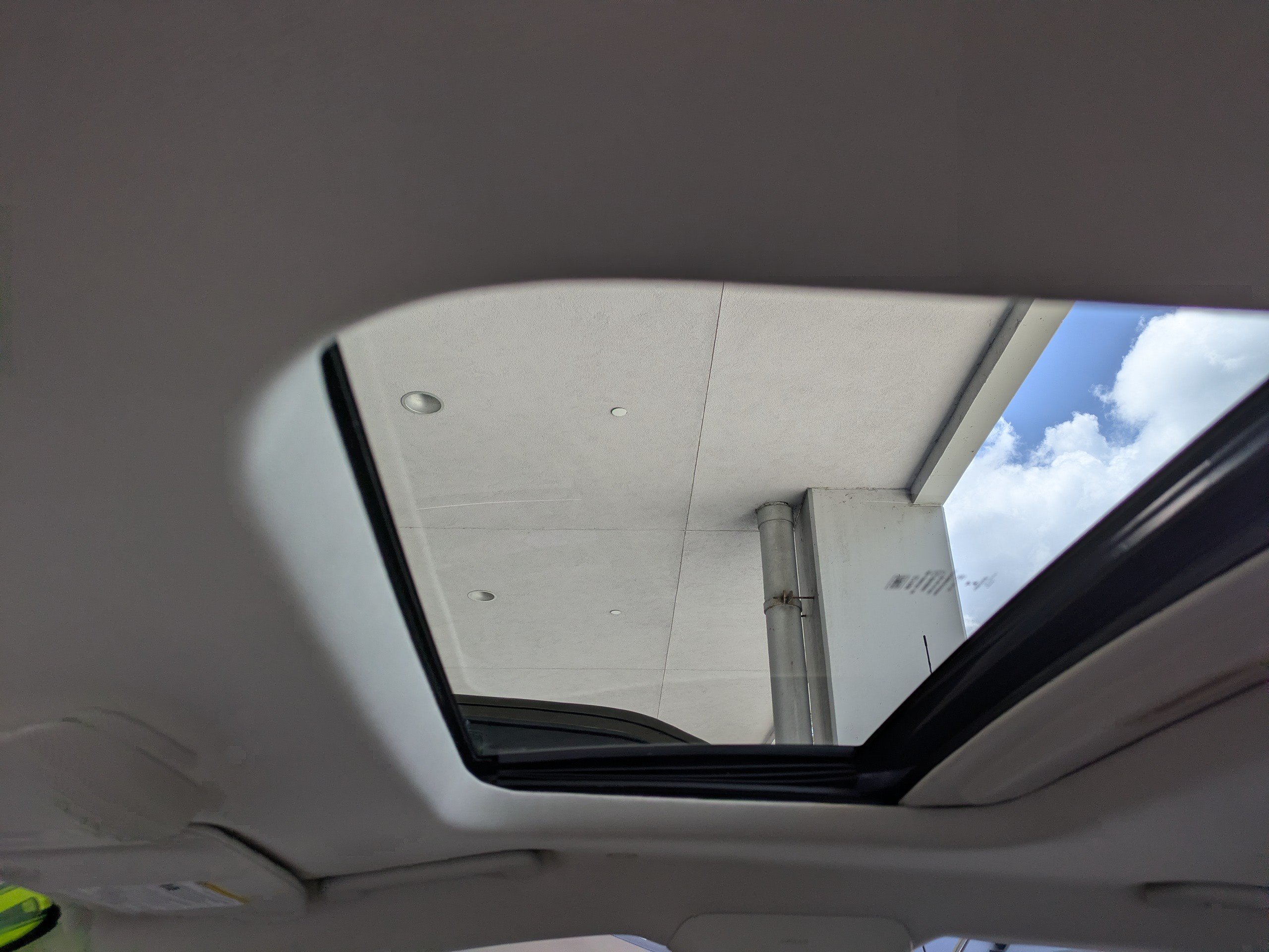 Used 2017 Ford Fusion Platinum FWD image 21