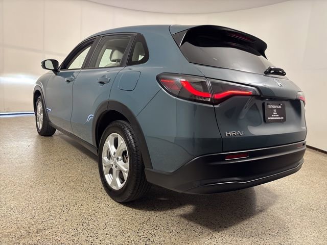 Used 2023 Honda HR-V LX image 9
