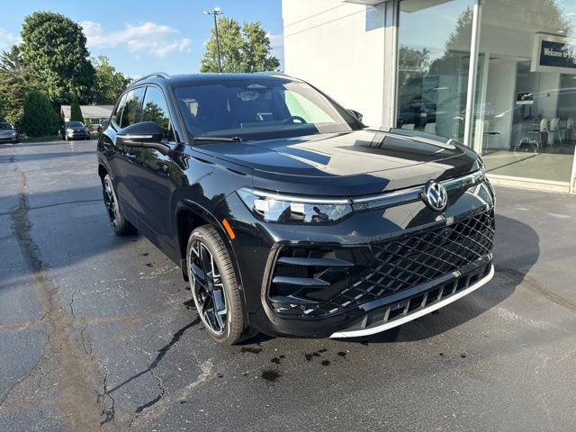 New 2026 Volkswagen Tiguan SEL R-Line