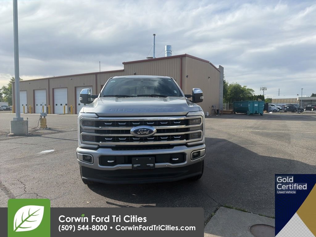 Used 2024 Ford F350 Platinum AWD/4WD image 2