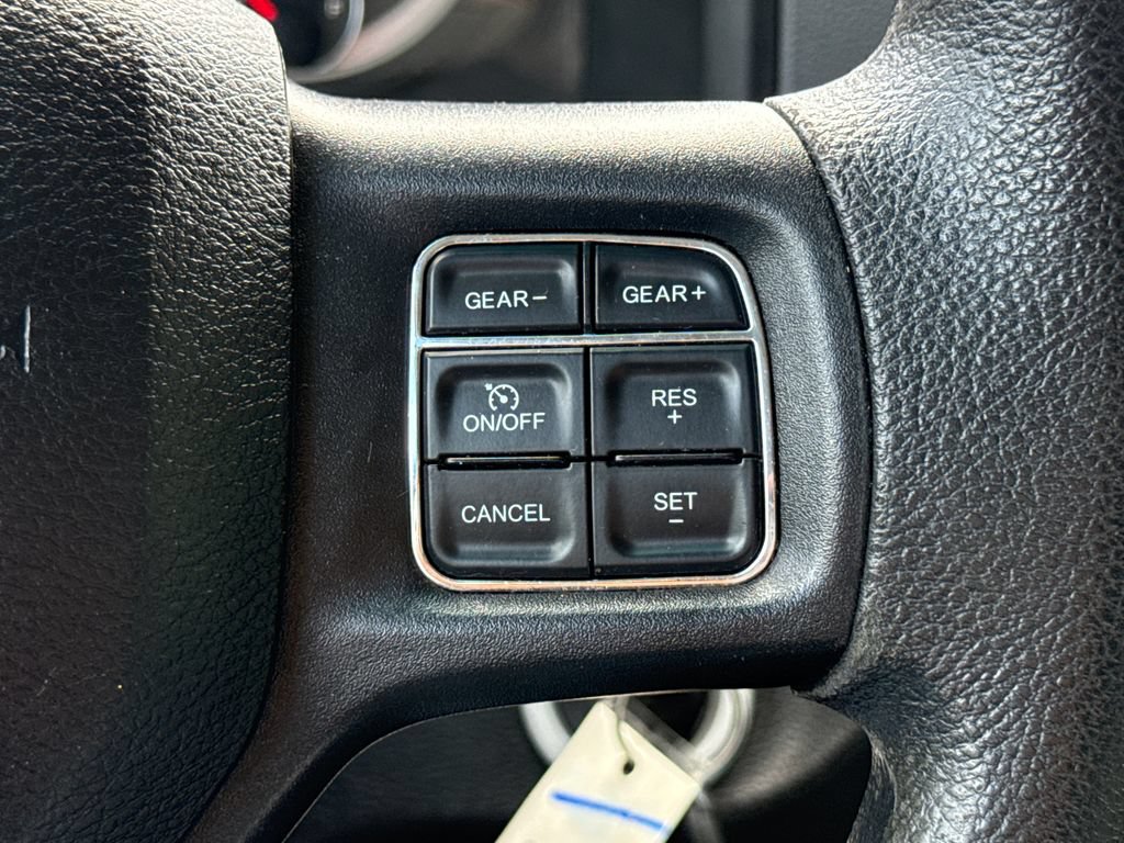 Used 2019 RAM 1500 Classic SLT AWD/4WD image 28