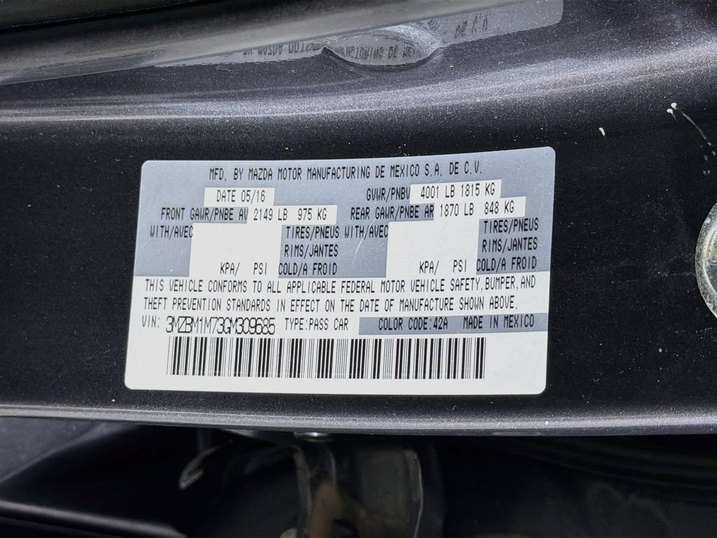Used 2016 MAZDA MAZDA3 i Touring w/ Popular Equipment Package FWD image 32