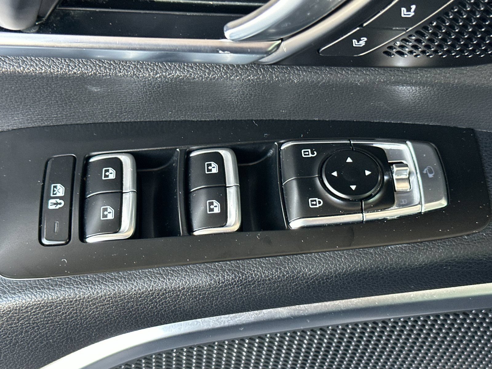Certified 2022 Kia Telluride SX w/ SX Prestige Package AWD/4WD image 14