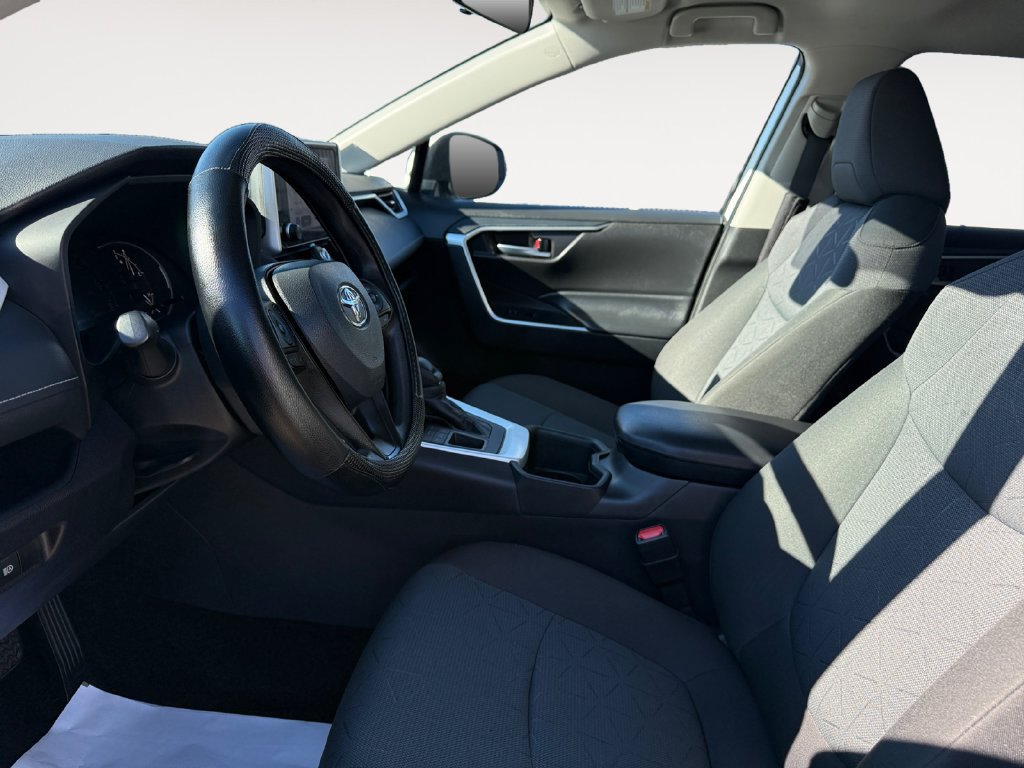 Certified 2025 Toyota RAV4 XLE AWD/4WD image 9