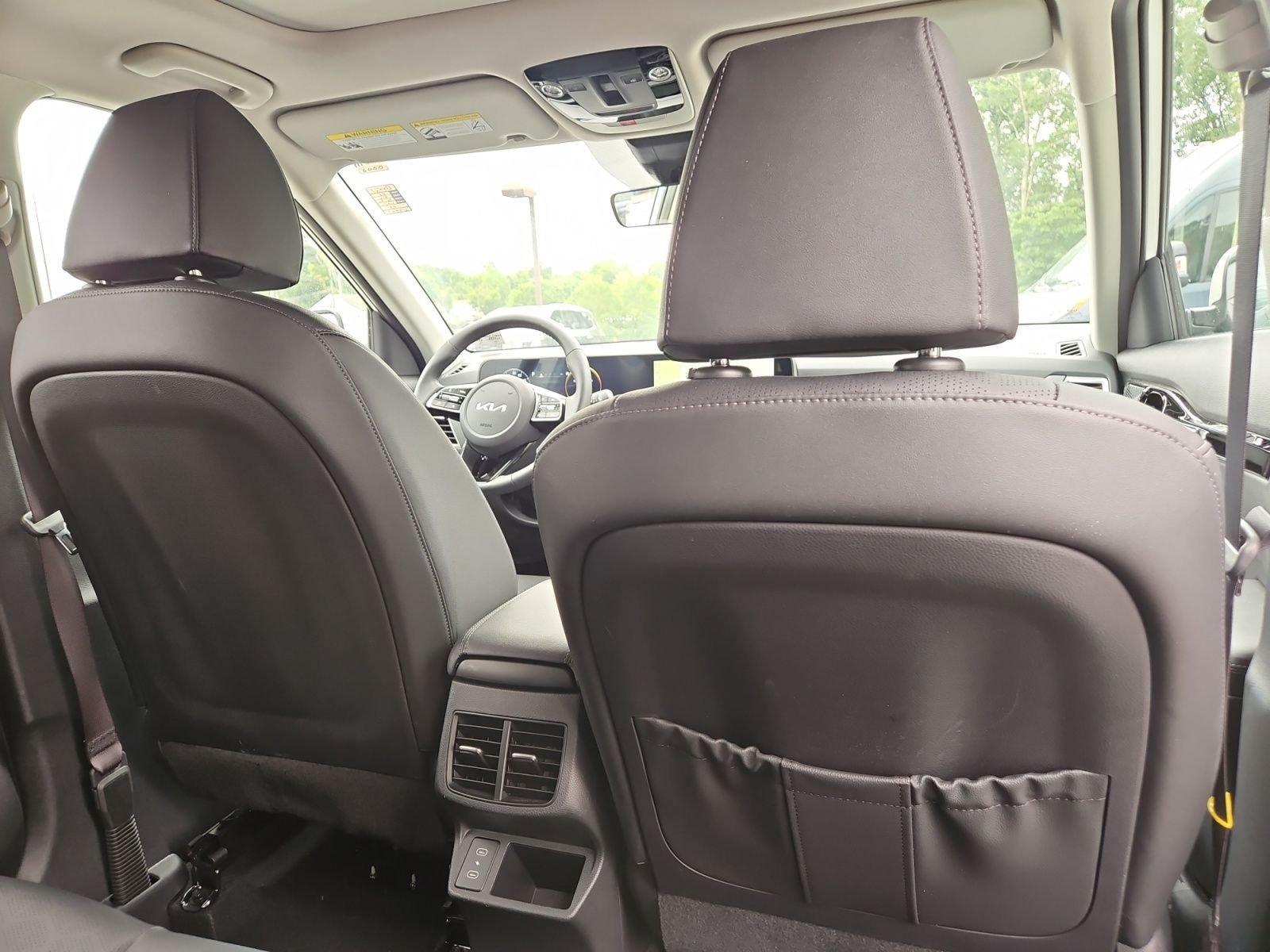 Used 2025 Kia Seltos EX w/ EX Sunroof Package AWD/4WD image 18