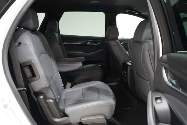 Used 2024 Buick Enclave Premium image 38