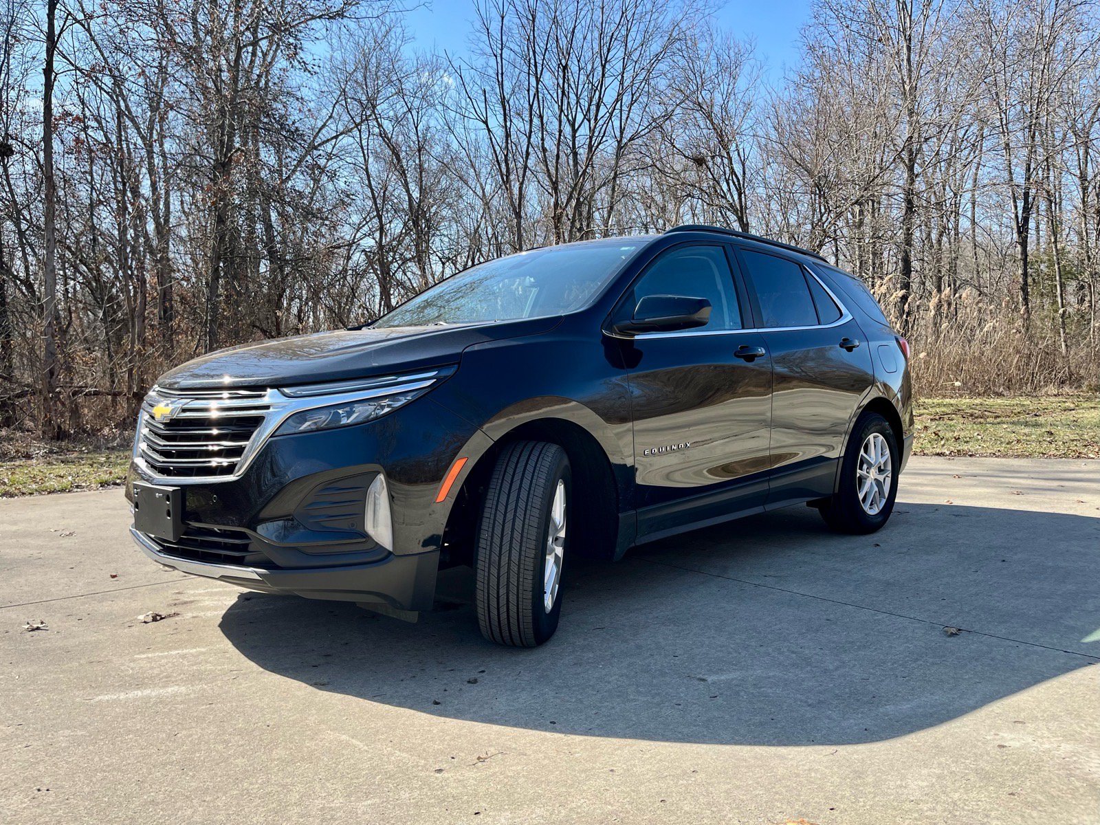 Used 2024 Chevrolet Equinox LT w/ LPO, Floor Liner Package FWD image 2