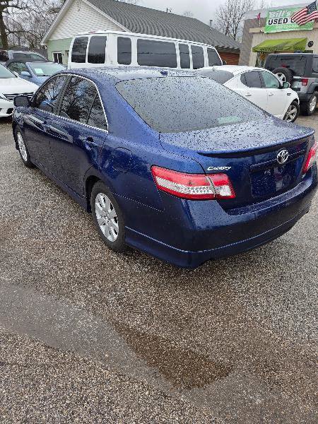 Used 2011 Toyota Camry SE w/ SE Extra-Value Pkg #1 image 5