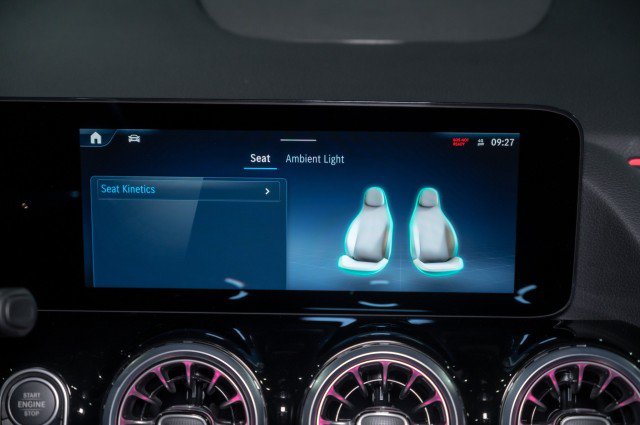 Certified 2025 Mercedes-Benz GLA 250 image 15
