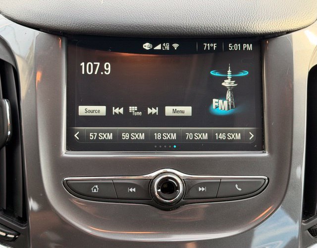 Used 2018 Chevrolet Cruze LT w/ Convenience Package FWD image 4