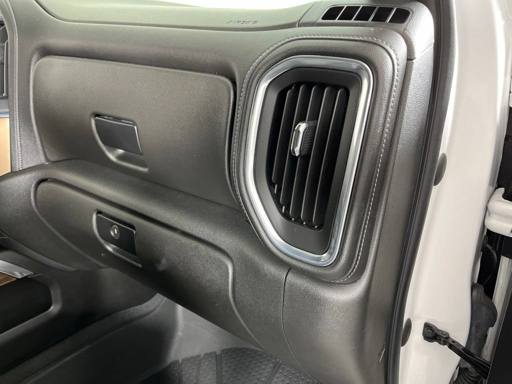 Certified 2021 Chevrolet Silverado 1500 High Country w/ Technology Package AWD/4WD image 11