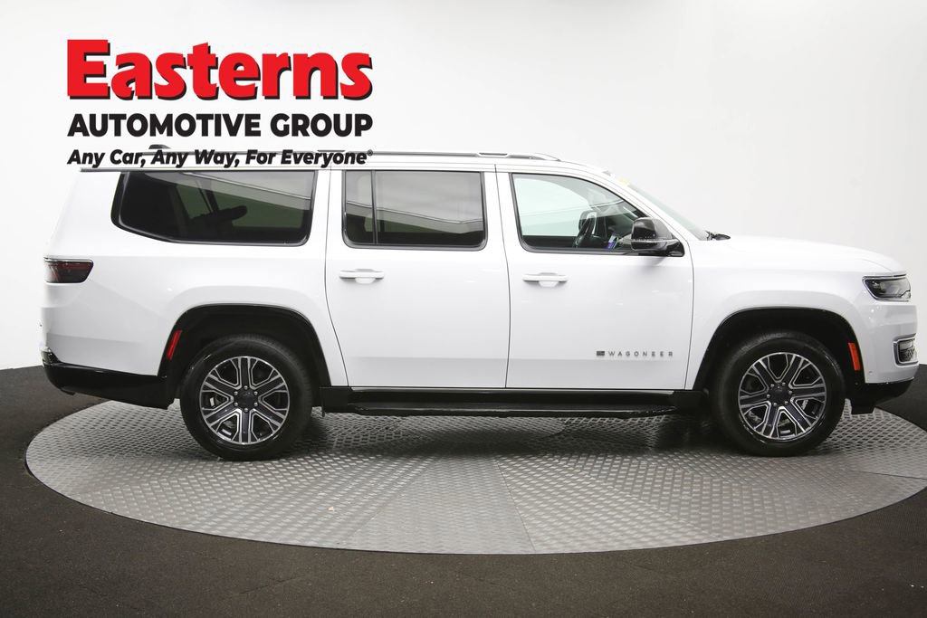 Used 2024 Jeep Wagoneer L Series II w/ Flexible Seating Group RWD image 48