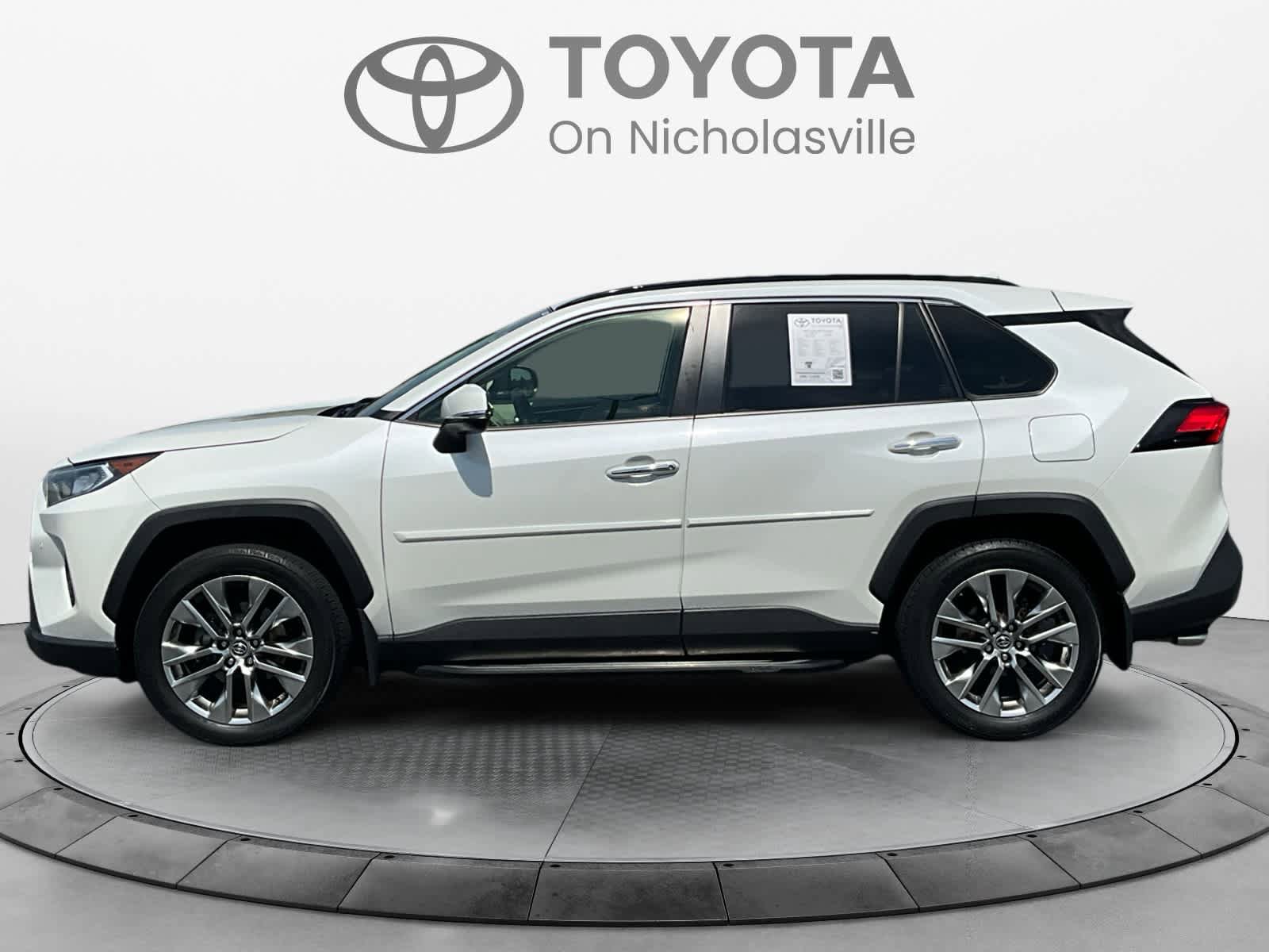 Used 2019 Toyota RAV4 Limited w/ Protection Package AWD/4WD image 3