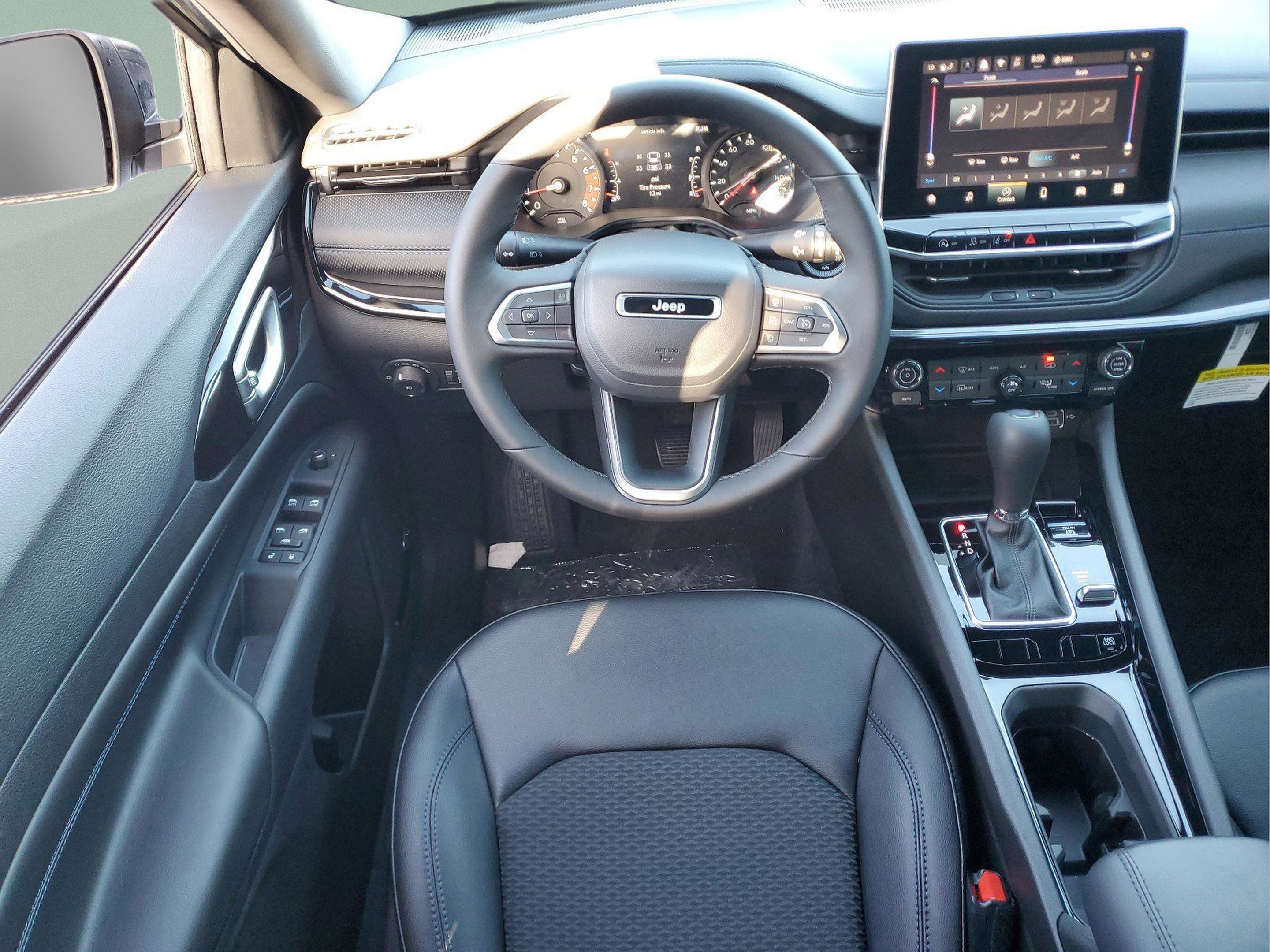 New 2026 Jeep Compass Latitude w/ Quick Order Package 29K image 14