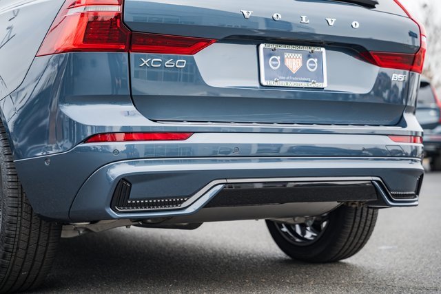 New 2026 Volvo XC60 B5 Ultra w/ Protection Package Premier image 9