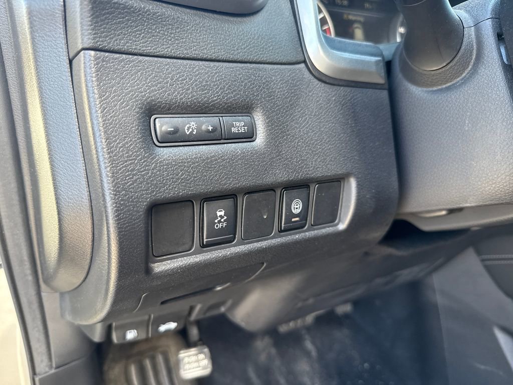 Used 2021 Nissan Murano SV AWD/4WD image 14