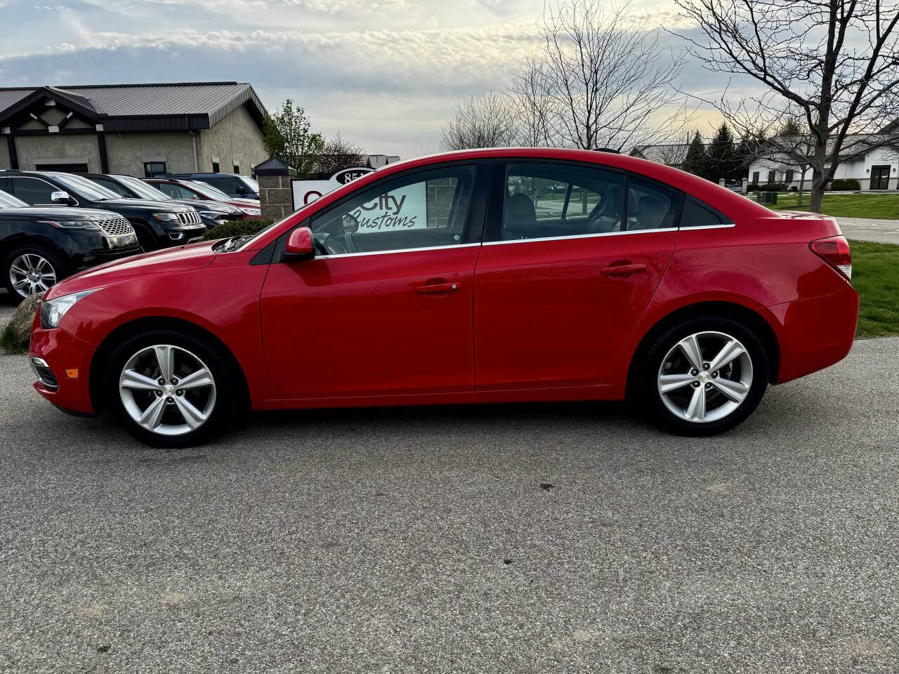 Used 2015 Chevrolet Cruze LT image 9