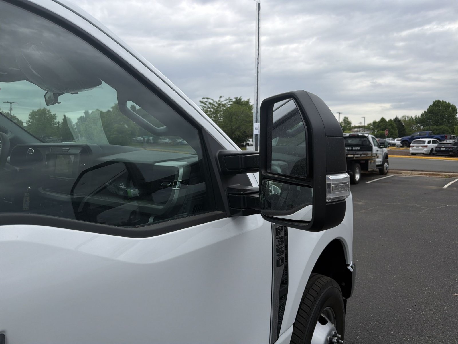 New 2026 Ford F350 XL w/ XL Chrome Package AWD/4WD image 15