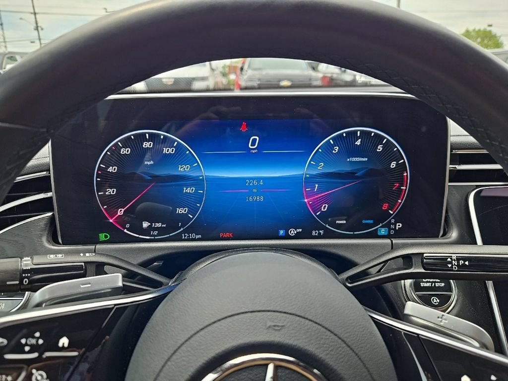 Used 2025 Mercedes-Benz E 350 4MATIC Sedan image 19