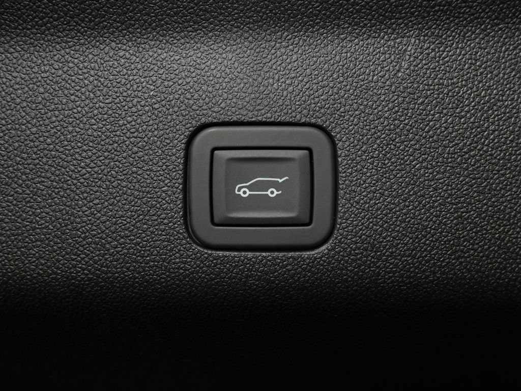Used 2026 GMC Yukon AT4 Ultimate AWD/4WD image 21