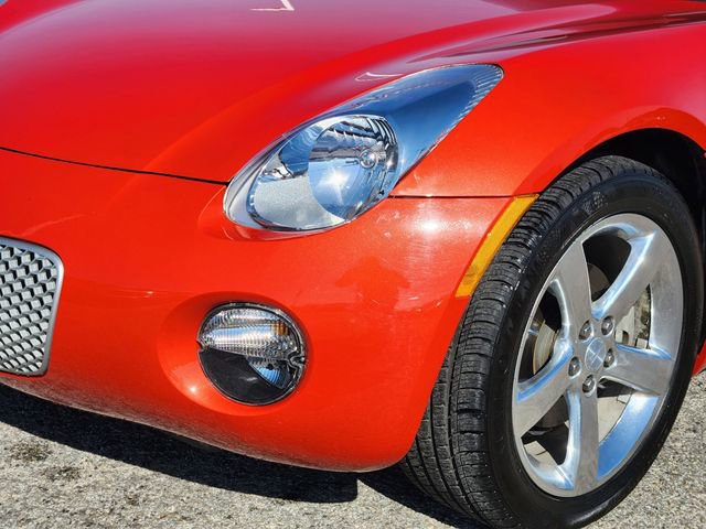 Used 2008 Pontiac Solstice Base w/ Preferred Package image 8