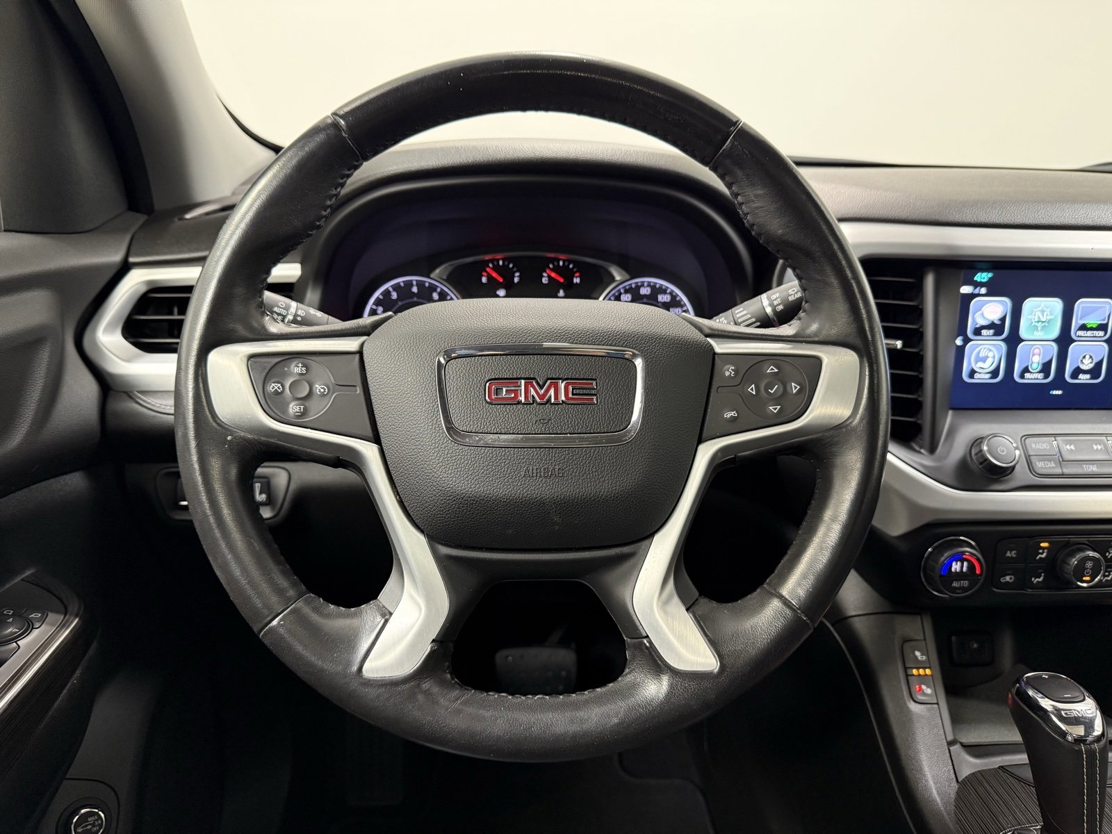 Used 2019 GMC Acadia SLT image 25