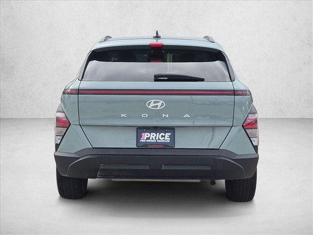 Used 2025 Hyundai Kona SEL FWD image 7