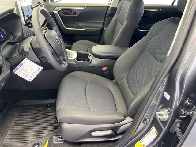 Used 2025 Toyota RAV4 LE image 20