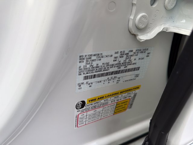 Certified 2024 Lincoln Navigator Reserve AWD/4WD image 35