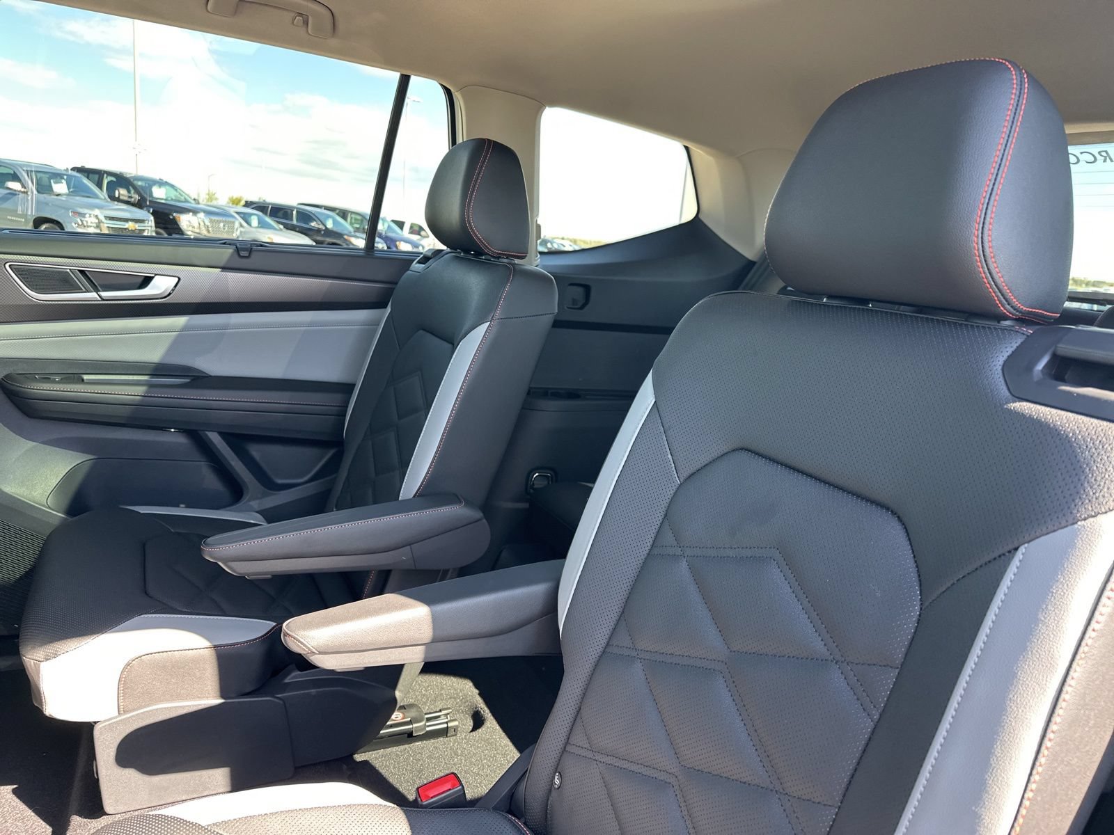 New 2026 Volkswagen Atlas Peak Edition AWD/4WD image 22