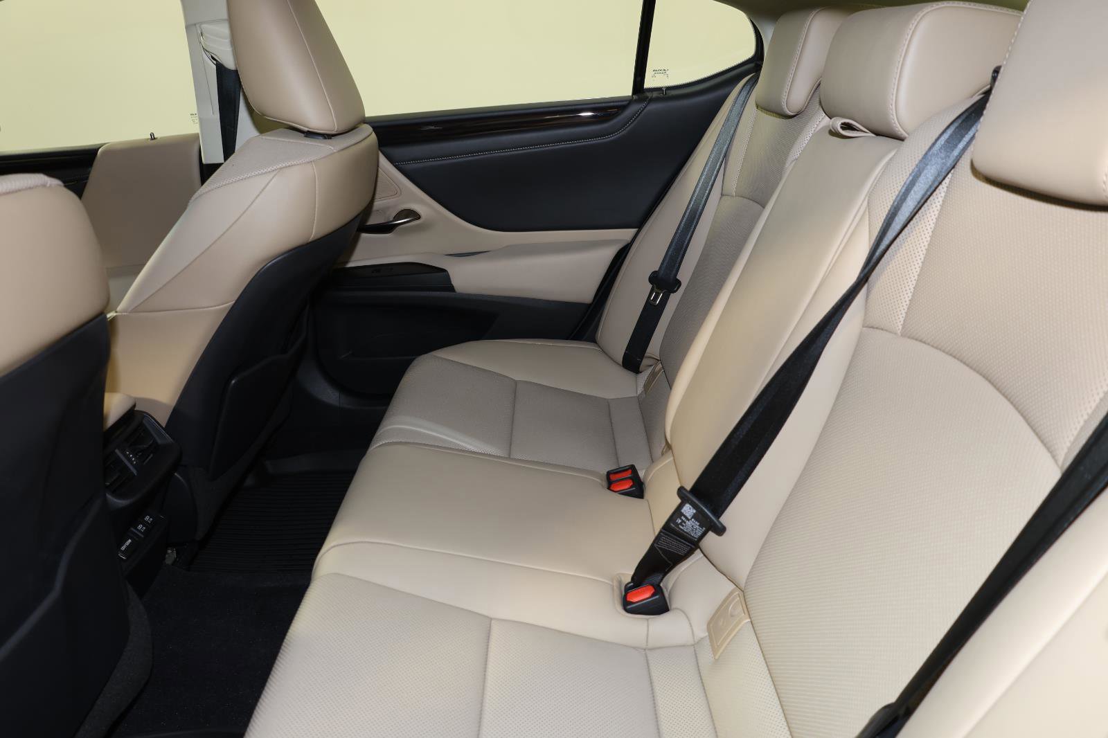 Used 2019 Lexus ES 350 w/ Premium Package image 24