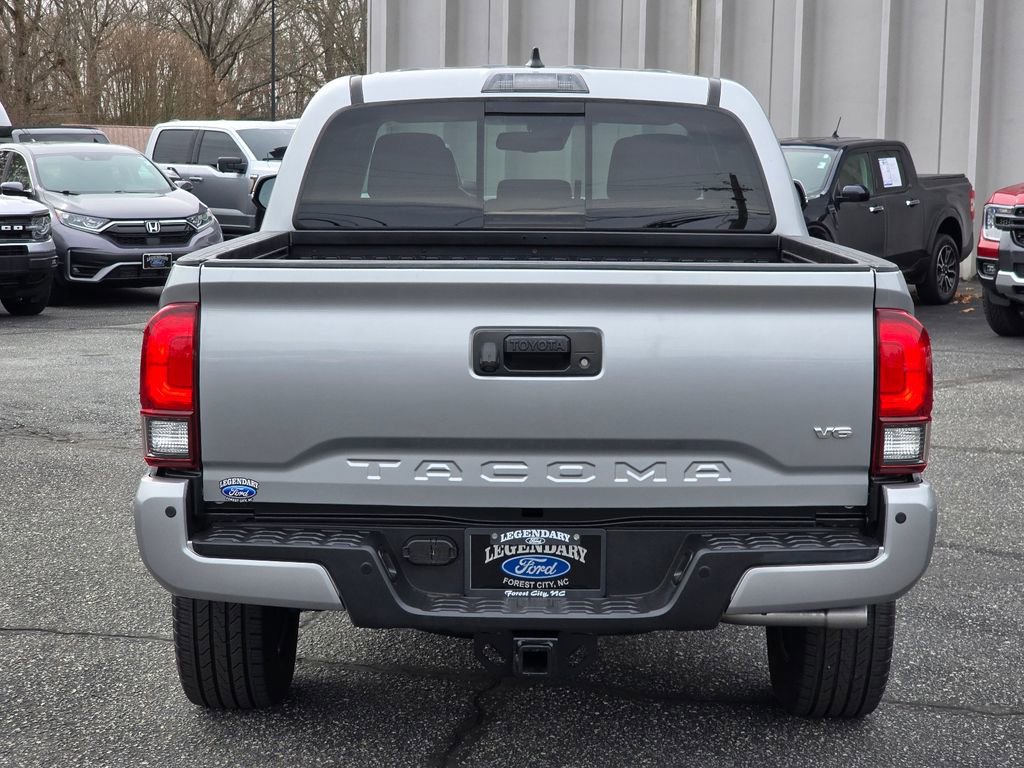 Used 2019 Toyota Tacoma TRD Sport w/ Technology Package image 24