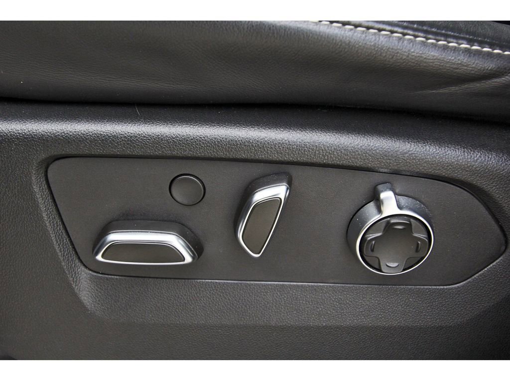 Used 2023 Cadillac Escalade Sport Platinum image 29