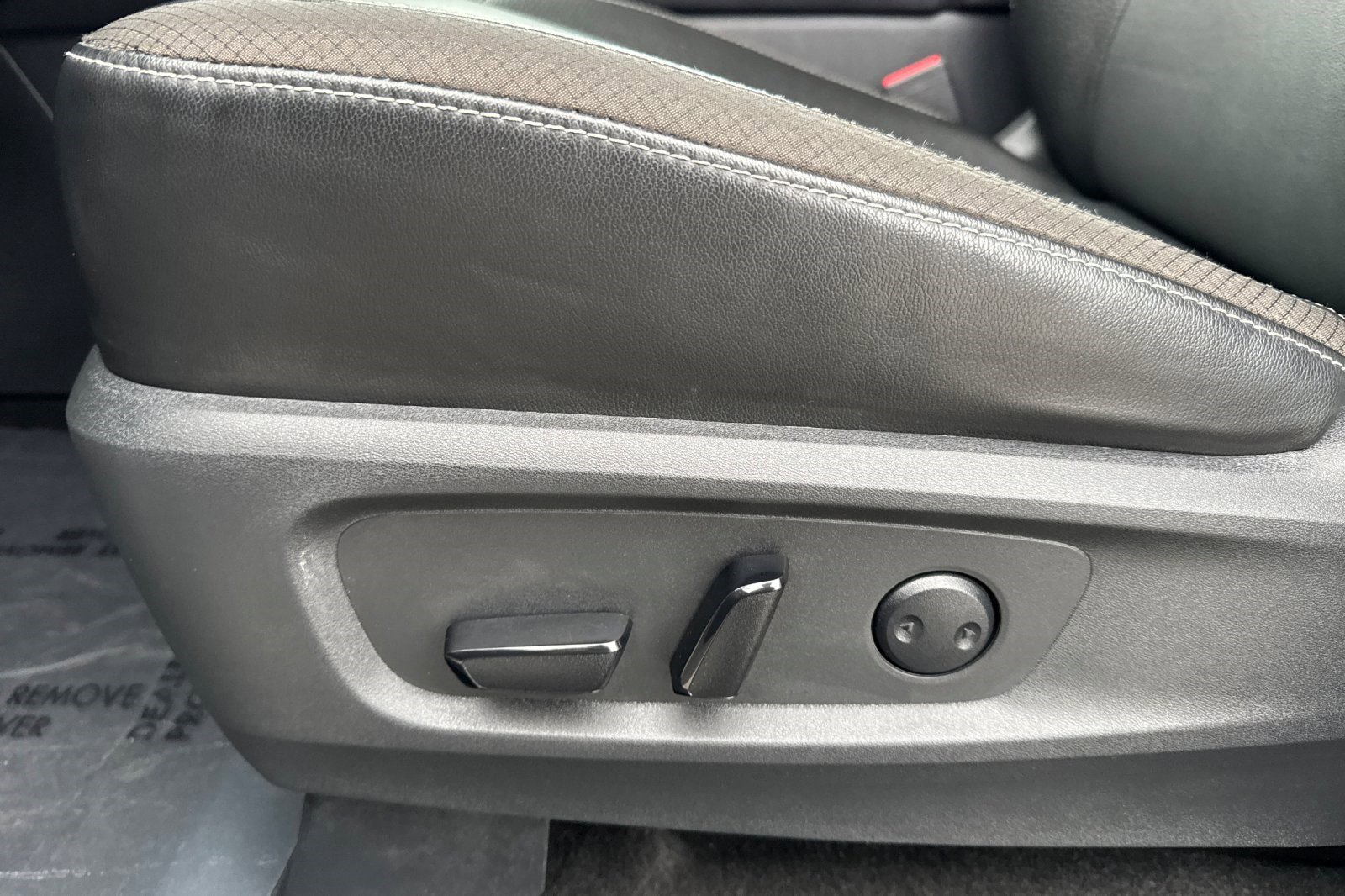 Used 2024 Nissan Pathfinder SL w/ SL Premium Package image 15