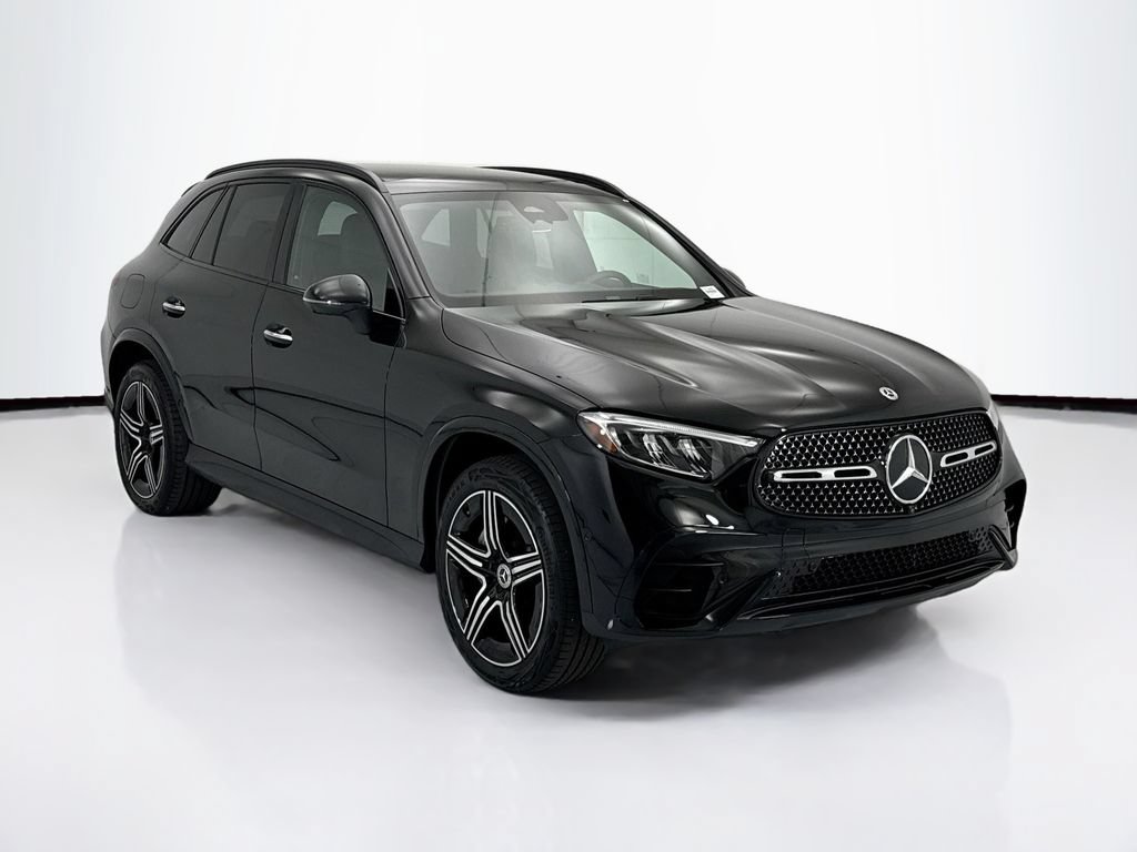 Certified 2026 Mercedes-Benz GLC 300 4MATIC image 3