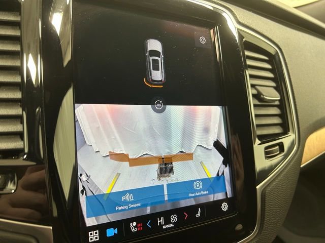 Used 2024 Volvo XC90 B5 Plus w/ Protection Package Premier image 14