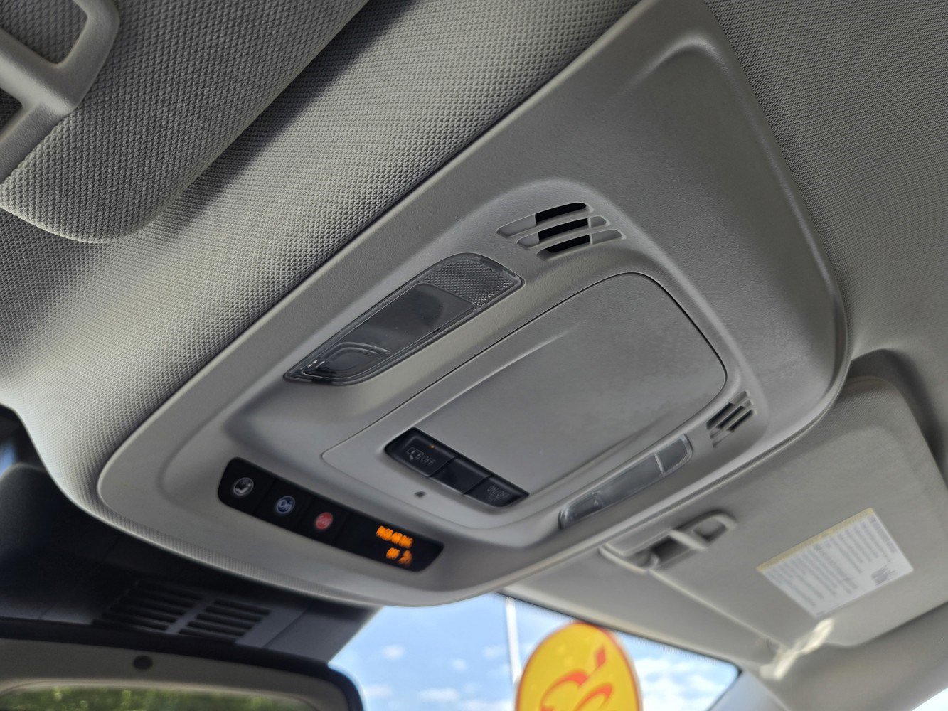 Certified 2025 Buick Envision Preferred AWD/4WD image 15