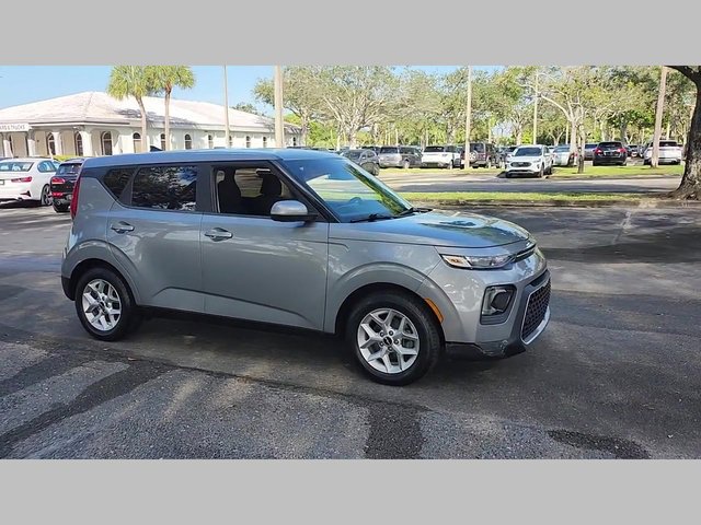 Used 2022 Kia Soul LX w/ Technology Package image 43