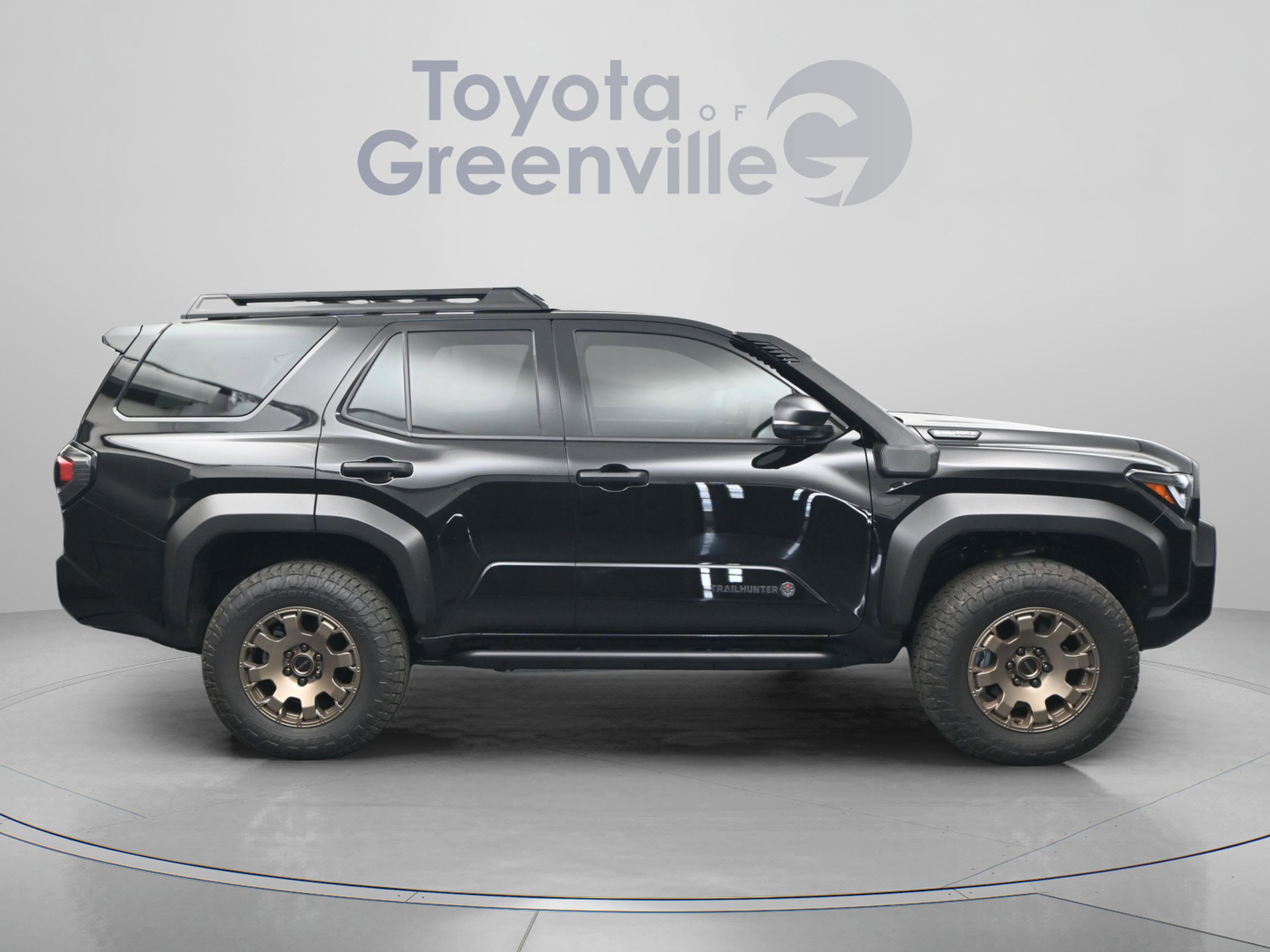 Used 2025 Toyota 4Runner Trailhunter AWD/4WD image 18