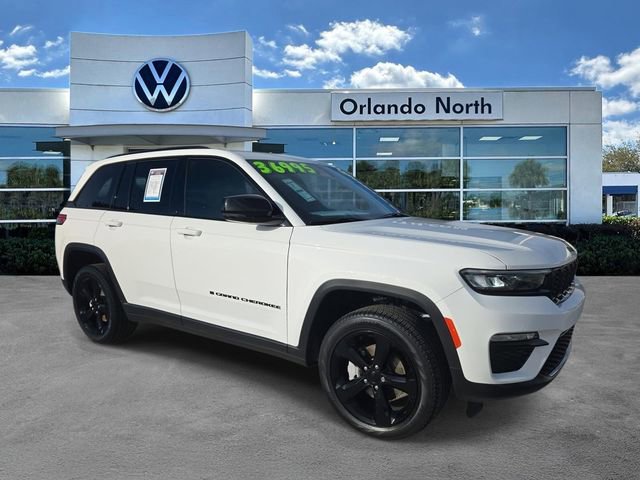 Used 2025 Jeep Grand Cherokee Limited w/ Black Appearance Package