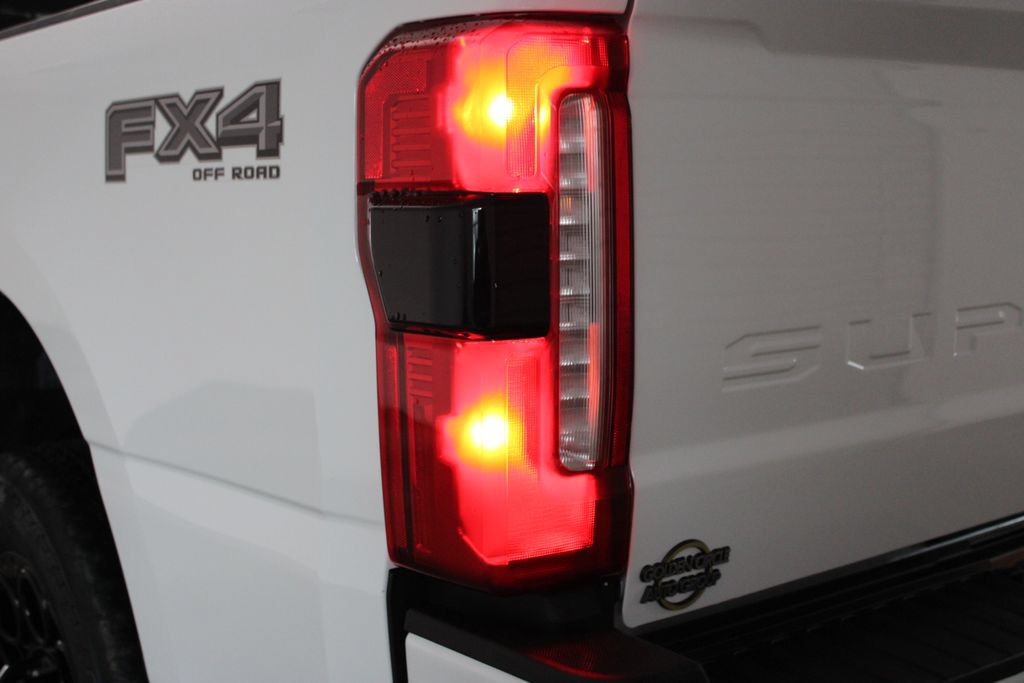 Used 2025 Ford F250 Lariat w/ Black Appearance Package AWD/4WD image 64
