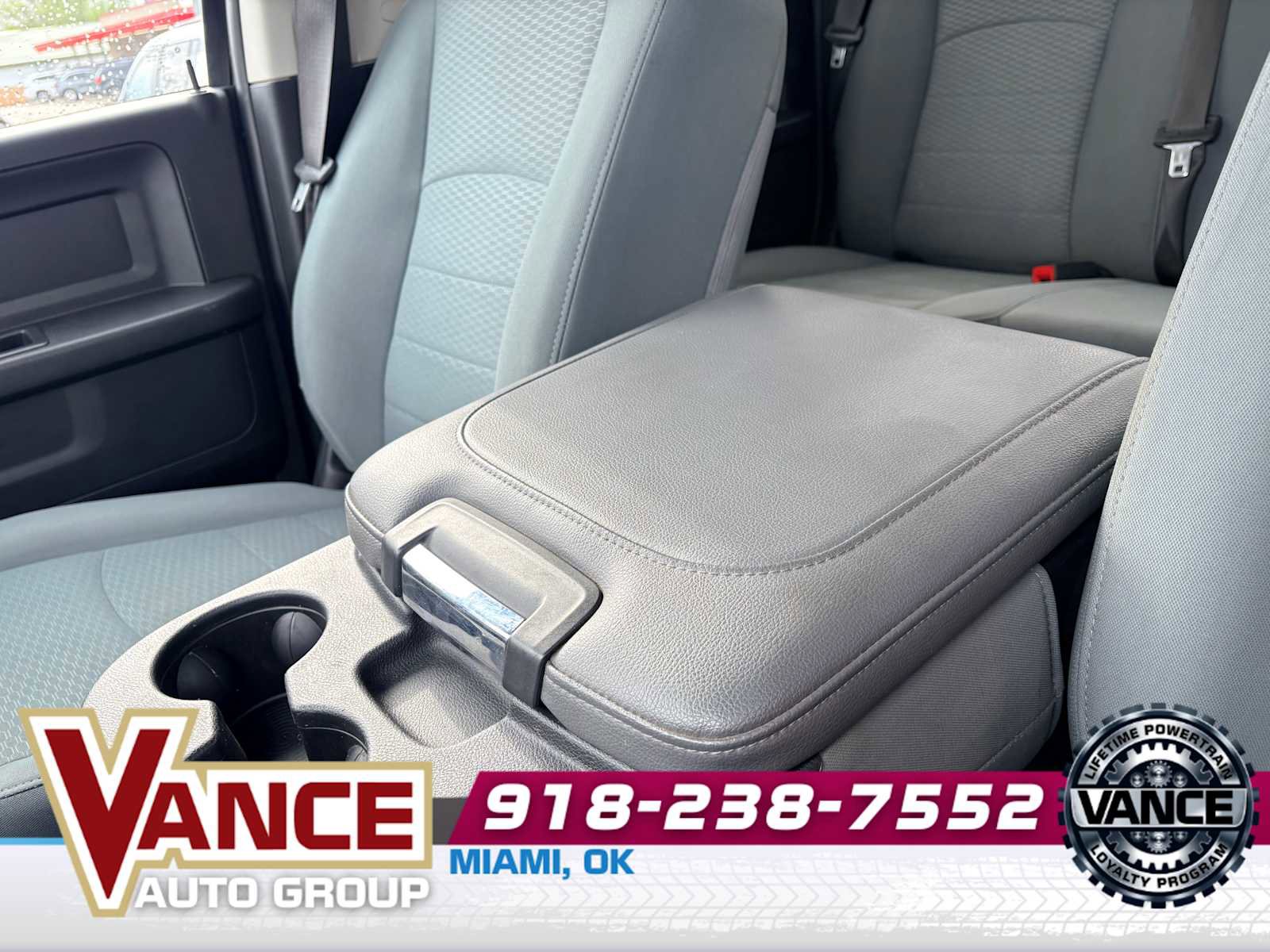 Used 2018 RAM 2500 Tradesman w/ Chrome Appearance Group image 34