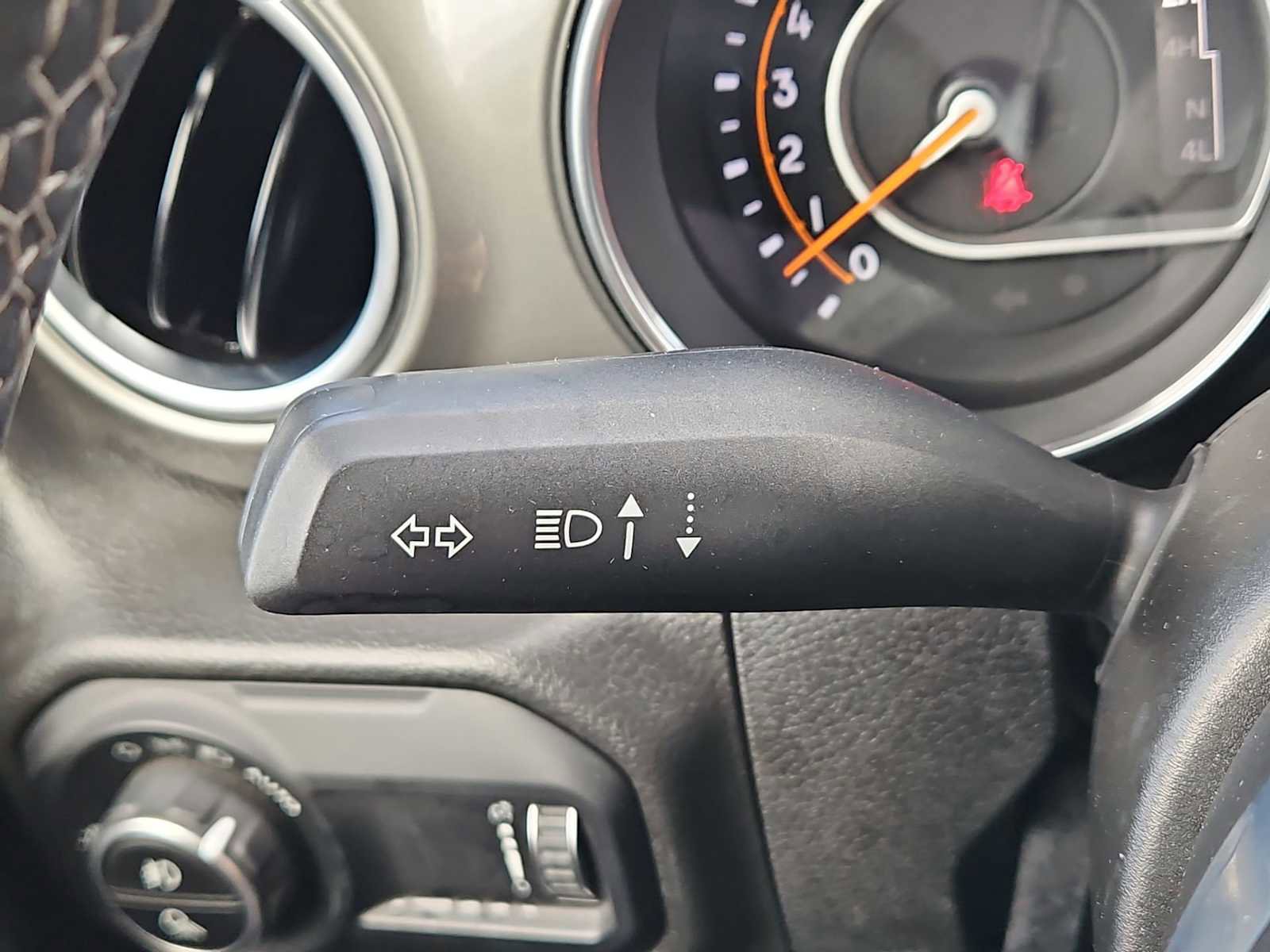 Used 2023 Jeep Gladiator Overland image 25