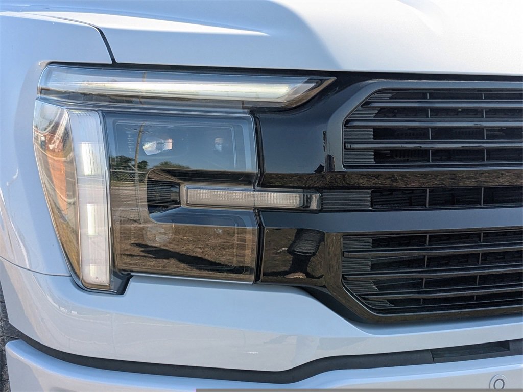New 2025 Ford F150 Platinum w/ Equipment Group 702A High image 9
