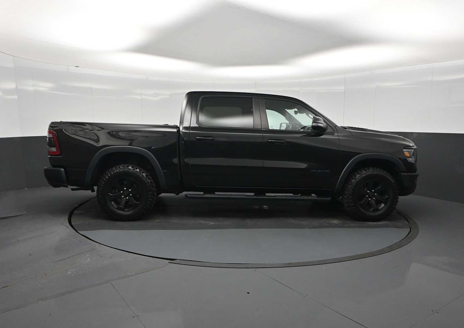 Used 2020 RAM 1500 Rebel w/ Rebel Level 2 Equipment Group AWD/4WD image 9