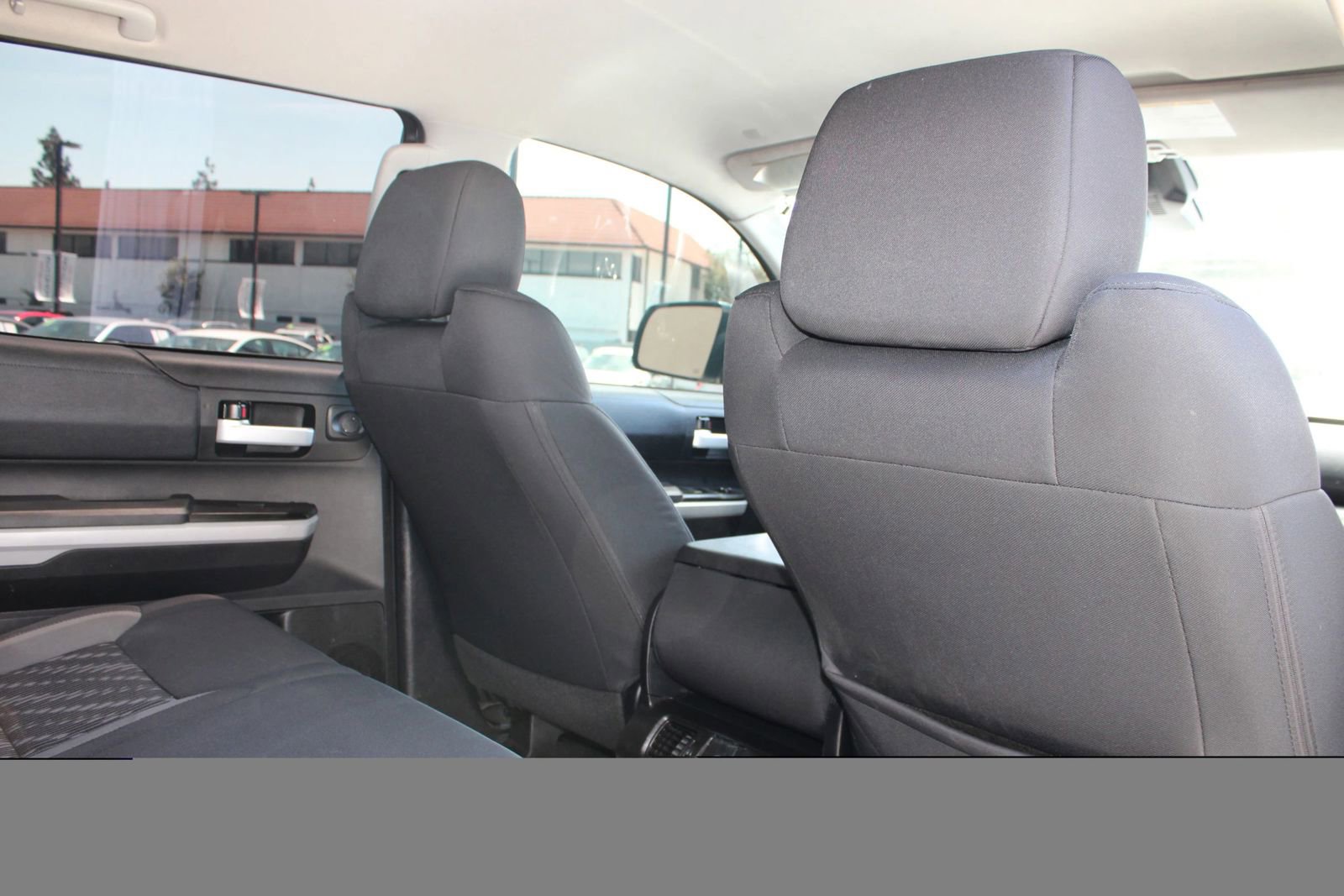 Used 2019 Toyota Tundra SR5 AWD/4WD image 15