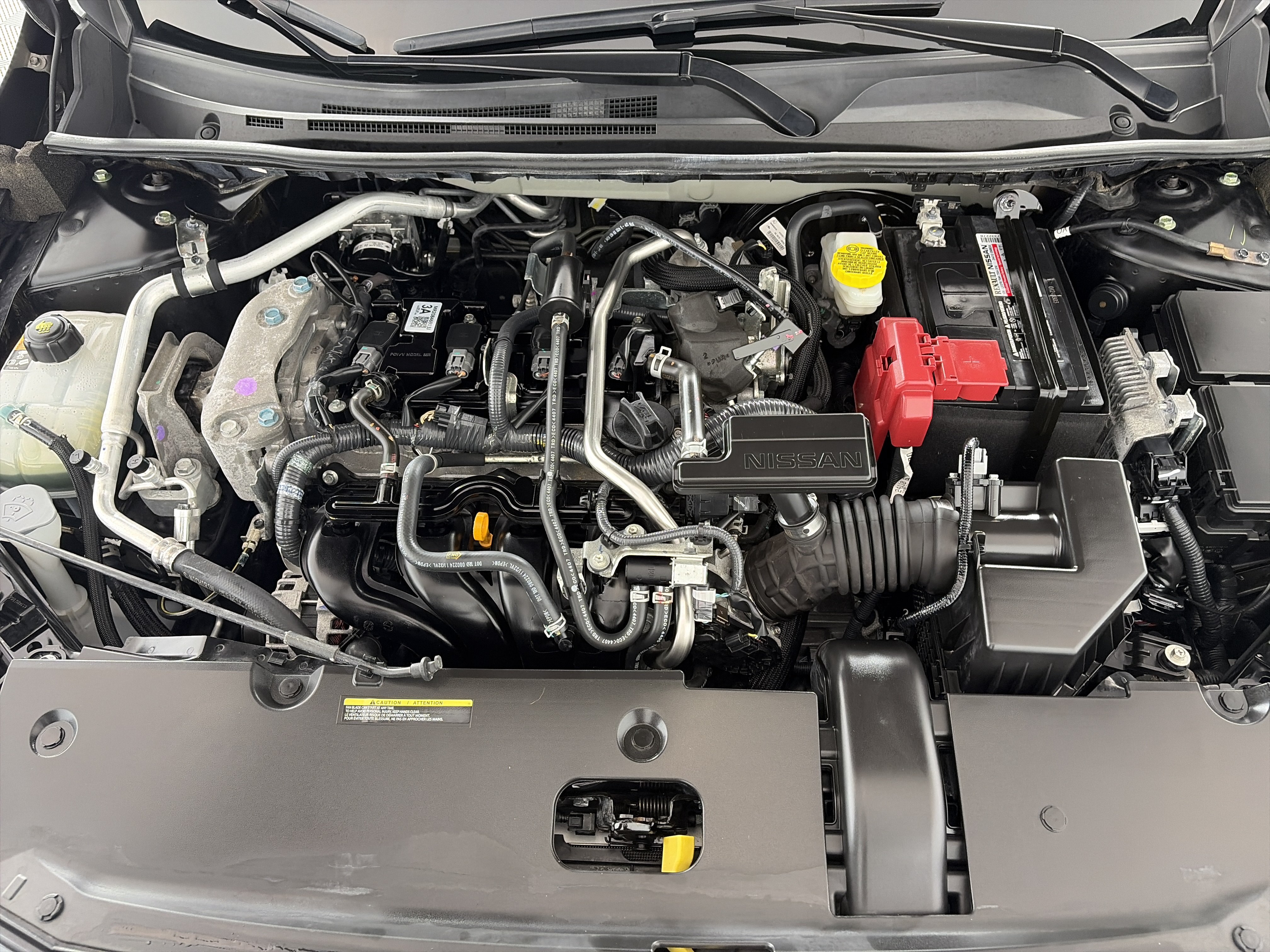 Used 2025 Nissan Sentra SR FWD image 11