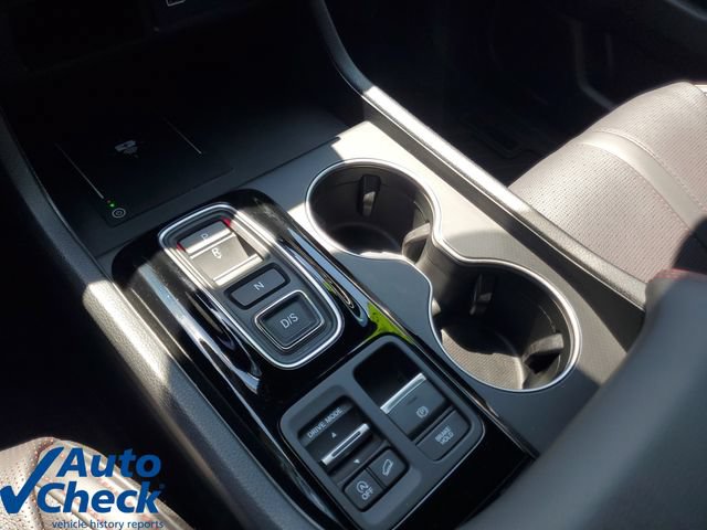 Used 2025 Honda Pilot Black Edition image 32