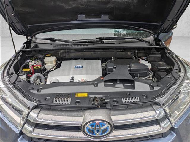 Used 2019 Toyota Highlander Limited image 24
