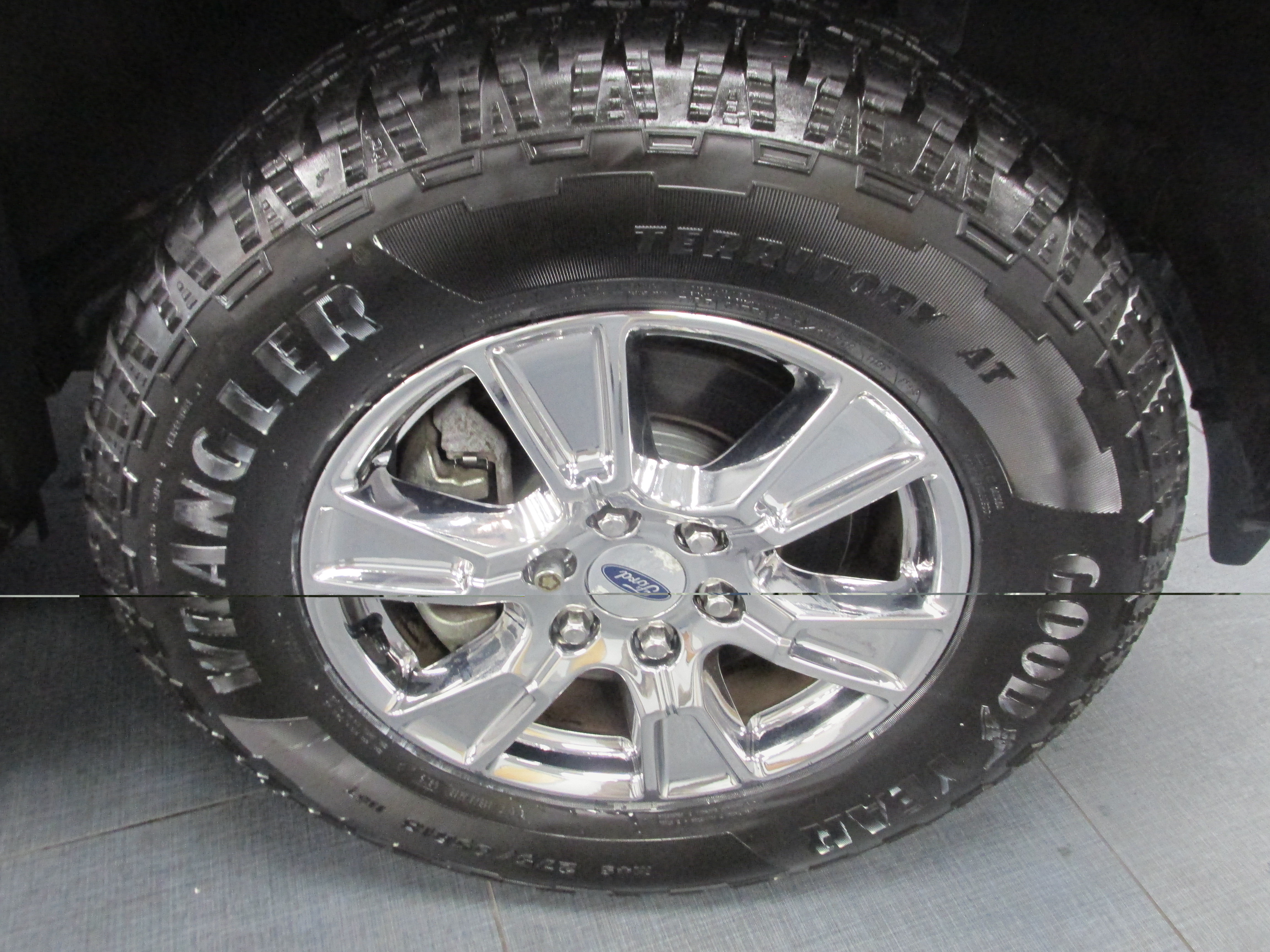 Used 2016 Ford F150 XLT w/ Equipment Group 302A Luxury AWD/4WD image 9